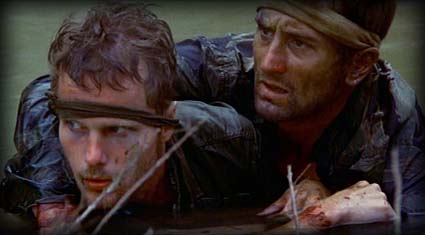John Savage et Robert de Niro dans The deer hunter